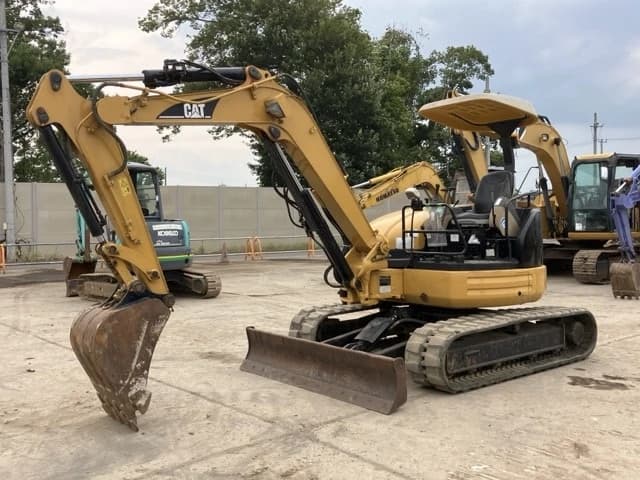 Мини багер Cat 304 – снимка 1 от 9